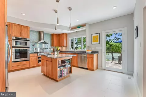 915 Johns Cir, Deale, MD 20751 photo 14