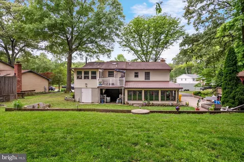 Exterior - 134 Circle Rd, Pasadena, MD 21122 photo 11 of 19