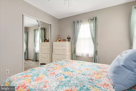 Bedroom - 134 Circle Rd, Pasadena, MD 21122 photo 4 of 4