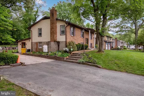 Exterior - 134 Circle Rd, Pasadena, MD 21122 photo 4 of 19