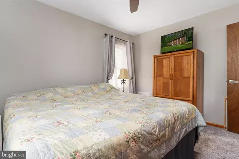 Bedroom - 134 Circle Rd, Pasadena, MD 21122 photo 2 of 4
