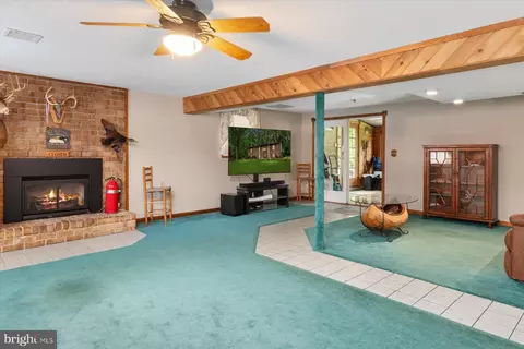 Living - 134 Circle Rd, Pasadena, MD 21122 photo 1 of 1