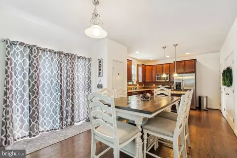916 Boundary Ave, Pasadena, MD 21122 photo 8