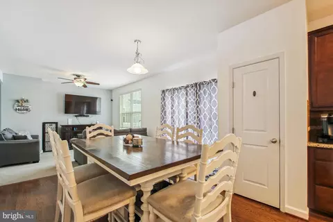 916 Boundary Ave, Pasadena, MD 21122 photo 9