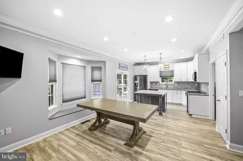 916 Forest Rd, Severn, MD 21144 photo 9