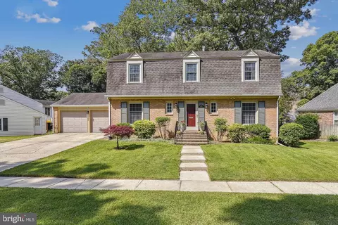 1524 Ellsworth Ave, Crofton, MD 21114