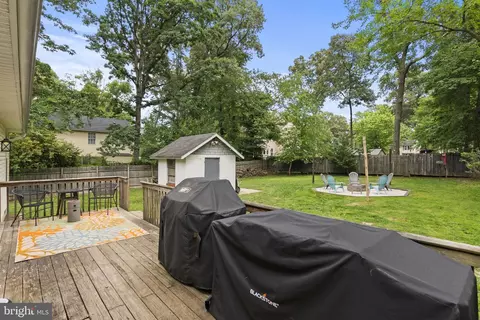 321 Queen Anne Rd, Pasadena, MD 21122 photo 23