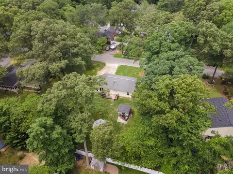321 Queen Anne Rd, Pasadena, MD 21122 photo 30
