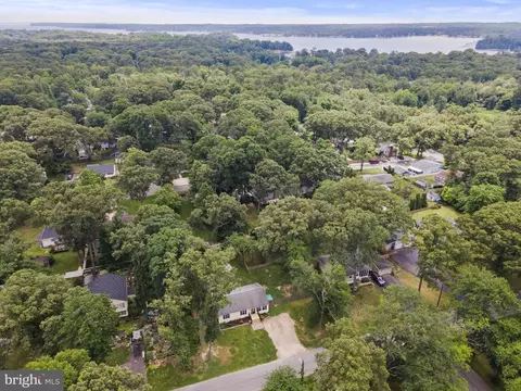 321 Queen Anne Rd, Pasadena, MD 21122 photo 29