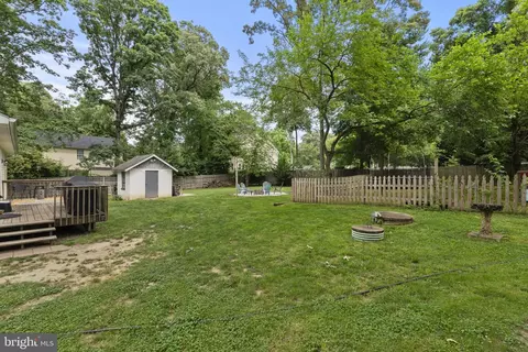 321 Queen Anne Rd, Pasadena, MD 21122 photo 27