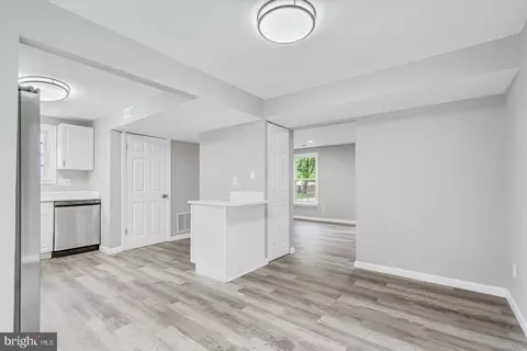 3484 Old Crown Dr, Pasadena, MD 21122 photo 18