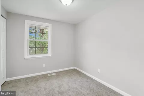 3484 Old Crown Dr, Pasadena, MD 21122 photo 30
