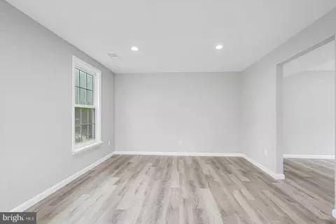 3484 Old Crown Dr, Pasadena, MD 21122 photo 11