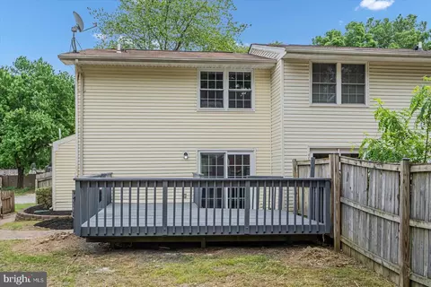 3484 Old Crown Dr, Pasadena, MD 21122 photo 8