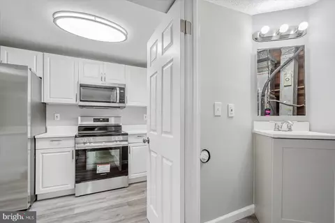 3484 Old Crown Dr, Pasadena, MD 21122 photo 25