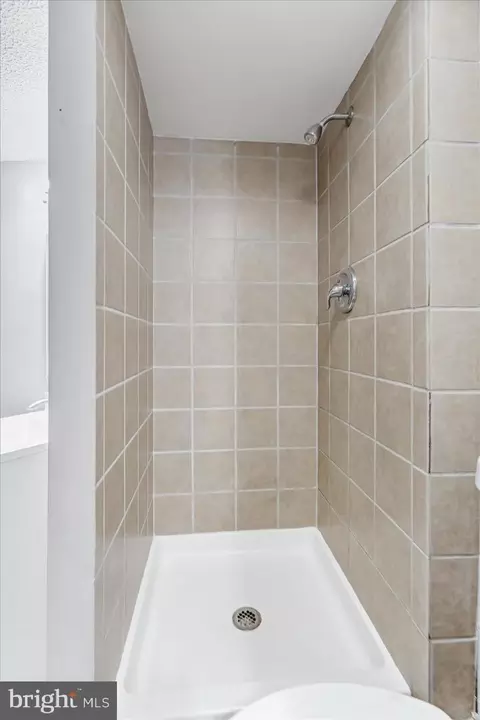 3484 Old Crown Dr, Pasadena, MD 21122 photo 24