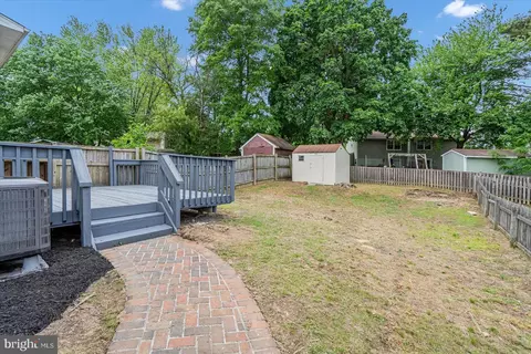 3484 Old Crown Dr, Pasadena, MD 21122 photo 4