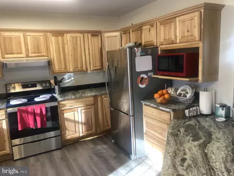 Kitchen - 3368 Oak Dr, Edgewater, MD 21037 photo 2 of 3