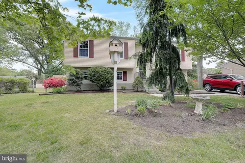 287 Magothy Blvd, Pasadena, MD 21122