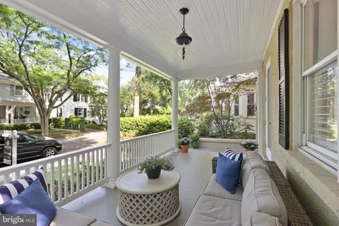 Exterior - 35 Southgate Ave, Annapolis, MD 21401 photo 5 of 13