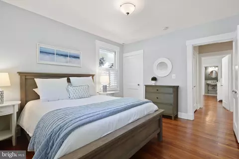 Bedroom - 35 Southgate Ave, Annapolis, MD 21401 photo 2 of 8
