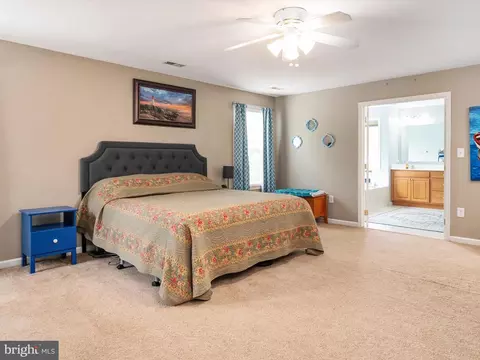 8492 Bussenius Rd, Pasadena, MD 21122 photo 18