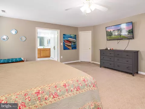 8492 Bussenius Rd, Pasadena, MD 21122 photo 20