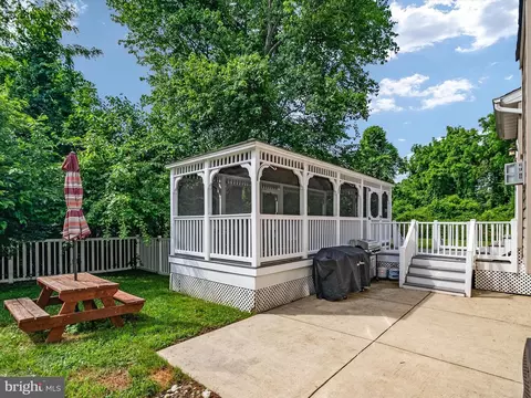 8492 Bussenius Rd, Pasadena, MD 21122 photo 40