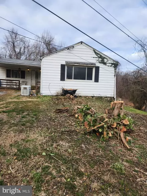 1129 Furnace Rd, Linthicum Heights, MD 21090