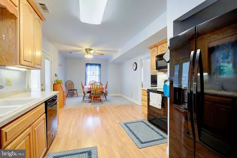 23 Leeds Rd, Hanover, MD 21076 photo 8