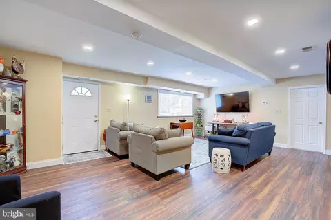 23 Leeds Rd, Hanover, MD 21076 photo 5