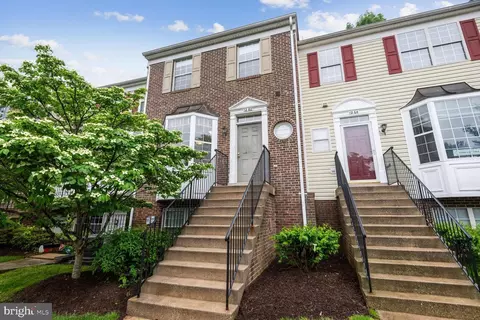 1262 Needham Ct #22E, Crofton, MD 21114