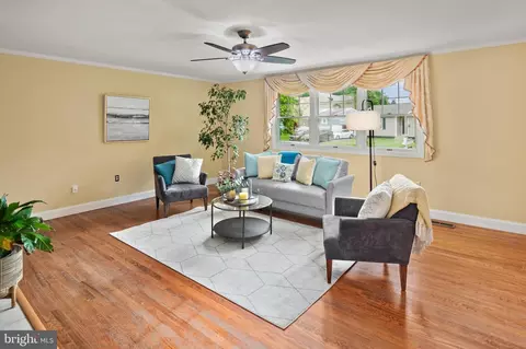 Living - 238 Marganza South S, Laurel, MD 20724 photo 3 of 3
