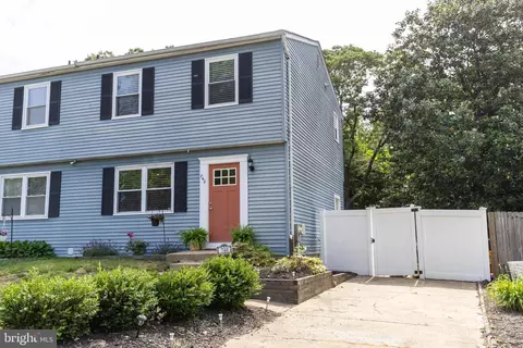 740 Match Point Dr, Arnold, MD 21012