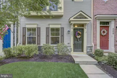Exterior - 207 Vanguard Ln, Annapolis, MD 21401 photo 2 of 8