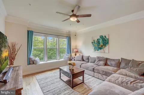 Living - 207 Vanguard Ln, Annapolis, MD 21401 photo 1 of 1