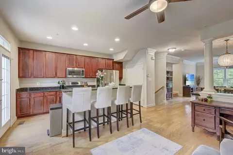 Kitchen - 207 Vanguard Ln, Annapolis, MD 21401 photo 5 of 5