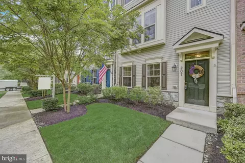 Other - 207 Vanguard Ln, Annapolis, MD 21401 photo 1 of 28