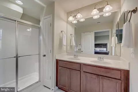 Bath - 207 Vanguard Ln, Annapolis, MD 21401 photo 1 of 3