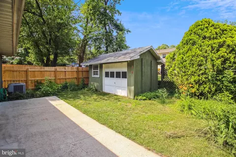 1312 Hallock Dr, Odenton, MD 21113 photo 8