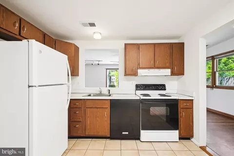 1312 Hallock Dr, Odenton, MD 21113 photo 19