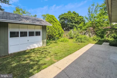 1312 Hallock Dr, Odenton, MD 21113 photo 7