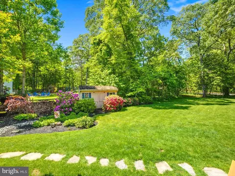 Exterior - 1216 Oak Harbor Ct, Pasadena, MD 21122 photo 8 of 19