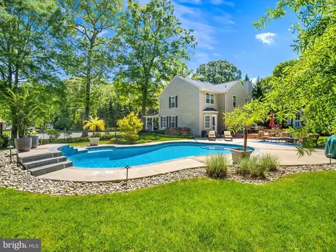 Exterior - 1216 Oak Harbor Ct, Pasadena, MD 21122 photo 6 of 19