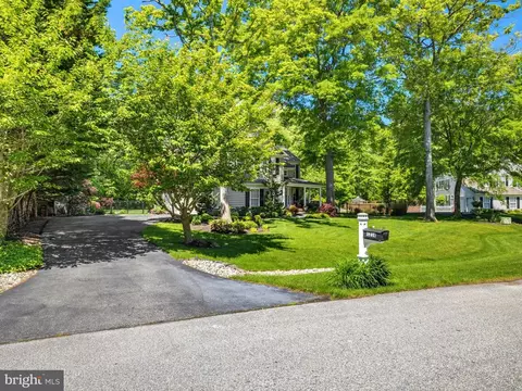 Exterior - 1216 Oak Harbor Ct, Pasadena, MD 21122 photo 15 of 19