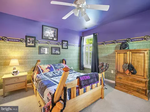 Bedroom - 1216 Oak Harbor Ct, Pasadena, MD 21122 photo 8 of 9