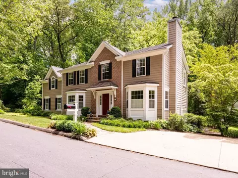 15 Waters Rd, Severna Park, MD 21146