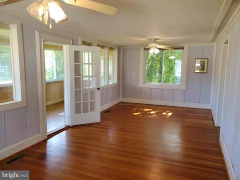 Living - 317 Cadle Ave, Edgewater, MD 21037 photo 1 of 1