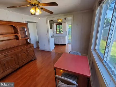 Dining - 317 Cadle Ave, Edgewater, MD 21037 photo 1 of 1