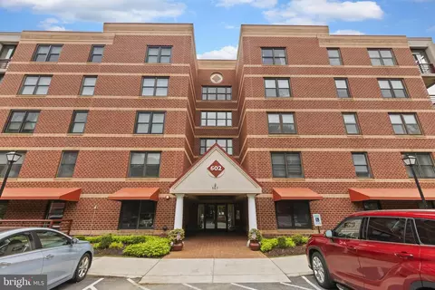 602 Mckinsey Park Dr #505, Severna Park, MD 21146